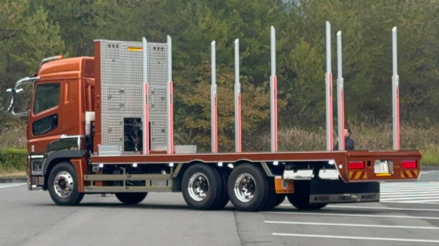 株式会社エイチワークス ｜ トラックカスタム専用